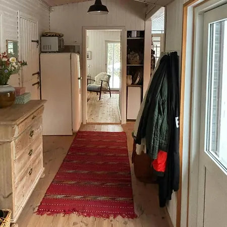 Cozy And Colourful In Skovgarde Feriehus *